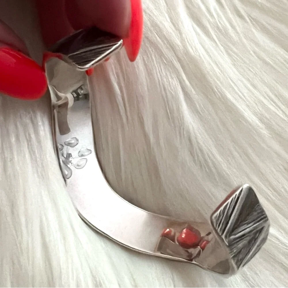 Highly RARE James Avery thatch wave cuff bracelet - Picture 7 of 13